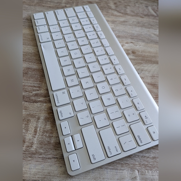 Apple Magic Keyboard - Picture 3 of 10